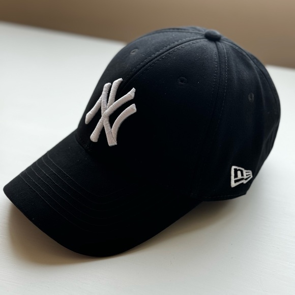 NY hat - Picture 1 of 1